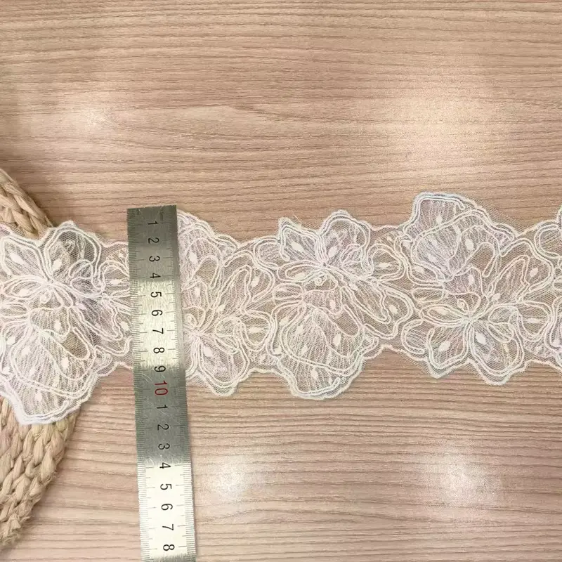 Wholesale Classic Exquisite Mesh Polyester Embroidered Lace For Women S Clothing